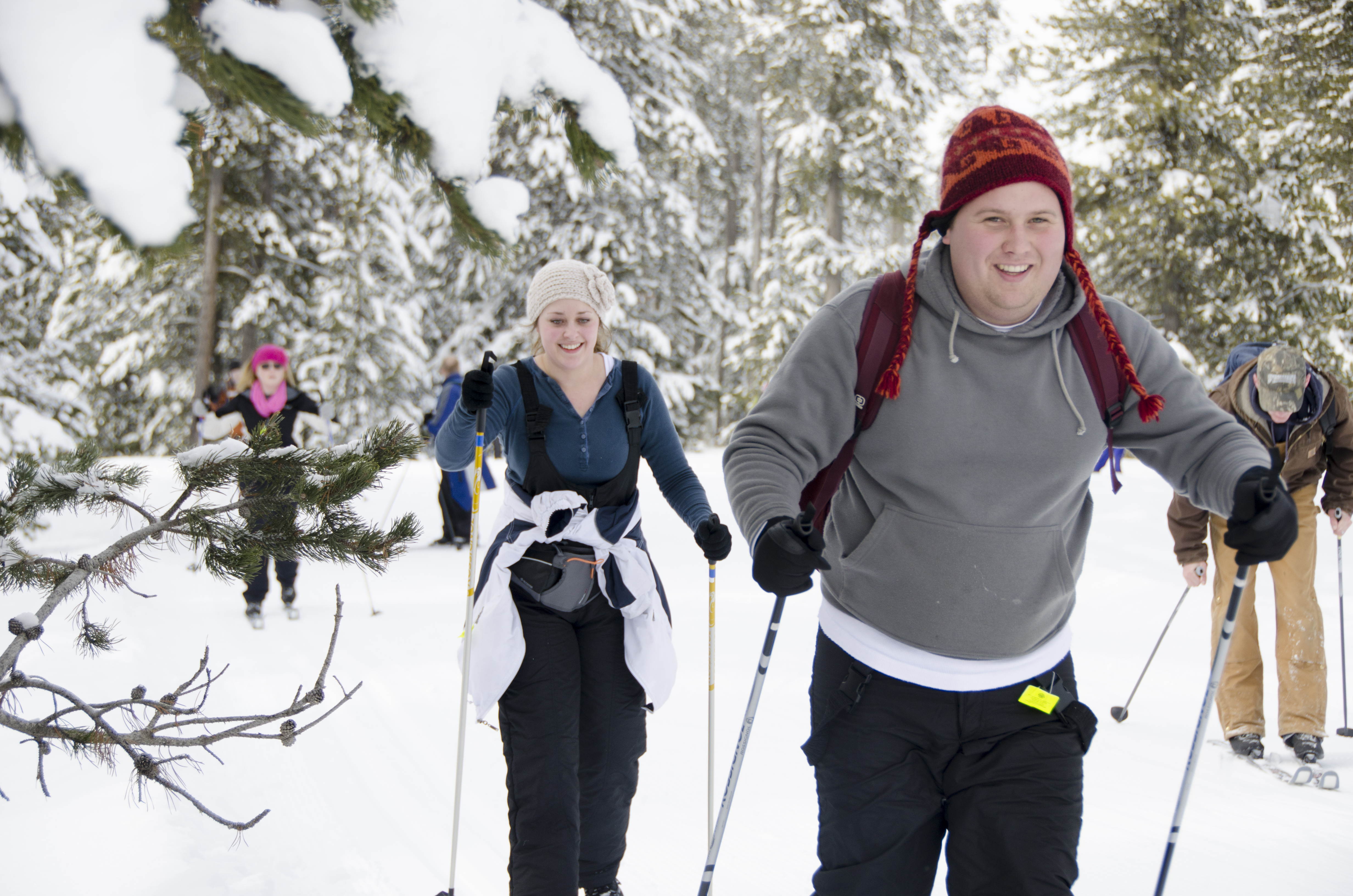 Outdoor Activities Go Cross Country Skiing