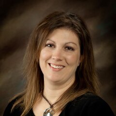 Picture portrait of Kristy Linford