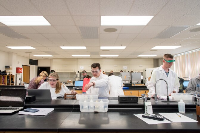 Students working in the General Chemistry Lab