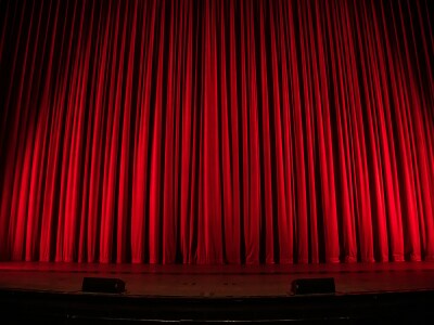 show curtain.jpg