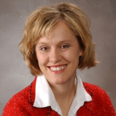 A portrait photo of Suzette Kunz