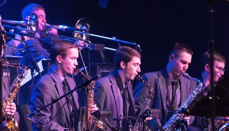Jazz students perform together at Jazz Festival.