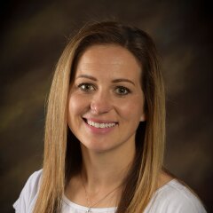 A photo of Jennifer Teuscher