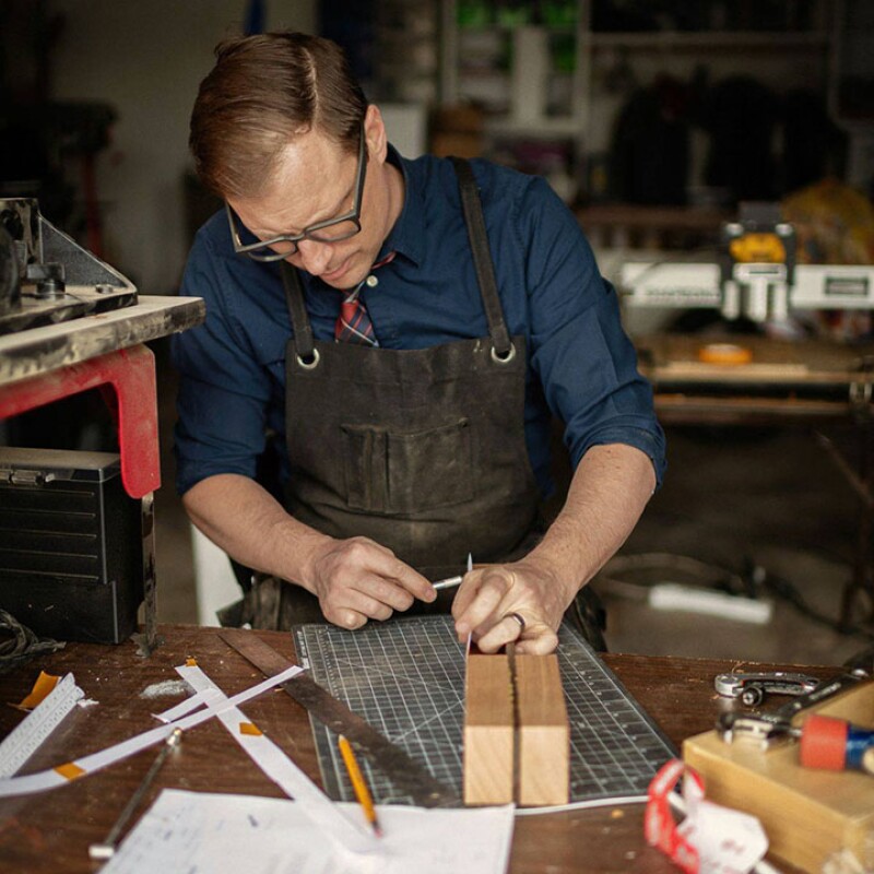 Abegglen (Resized).jpg