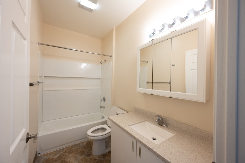 University Village Flats Bathroom