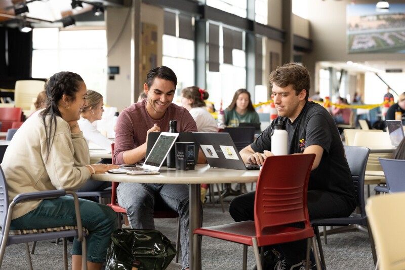 Students on campus the first week of Fall Semester.