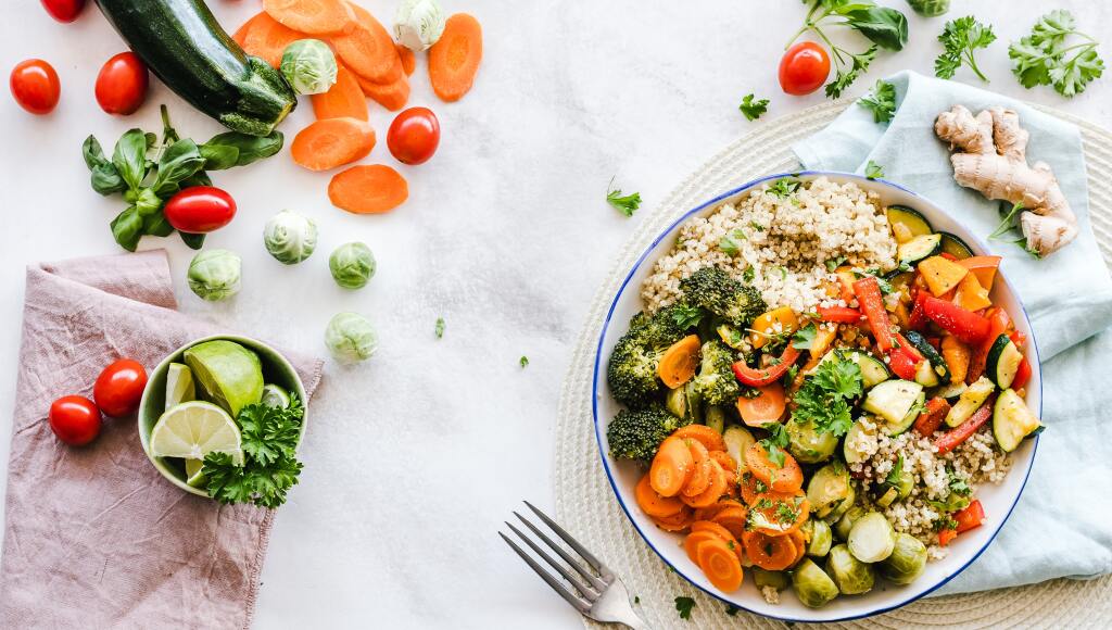 Bowl of healthy grains & vegetables