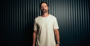 Walker Hayes.jpg