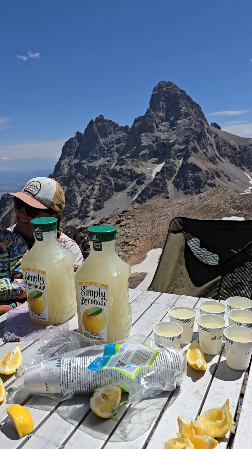 Lemonade Stand - Table Mountain 1.png