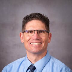 Picture portrait of Ryan Gardner