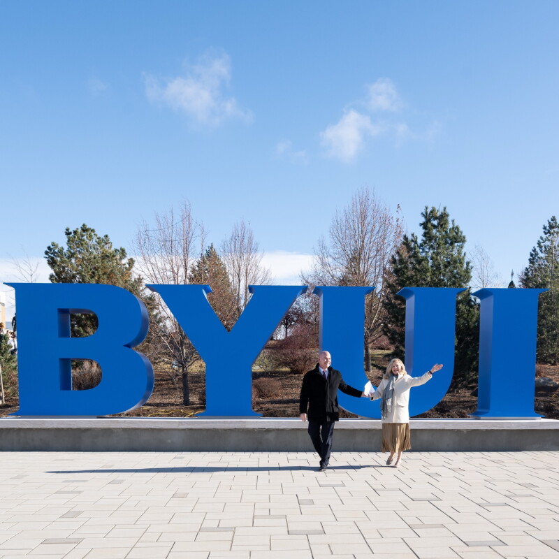 BYU-Idaho Unveils New Monument | Newsroom | BYU-Idaho