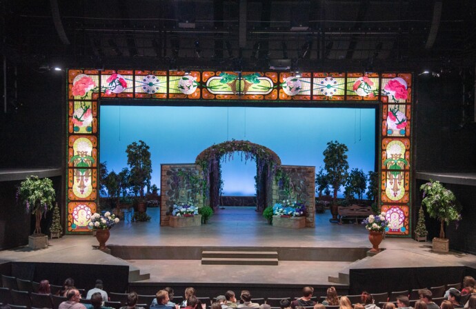 The Snow Drama Theater during a preformance