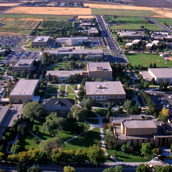 Aerial view of campus from 1999, looking south.