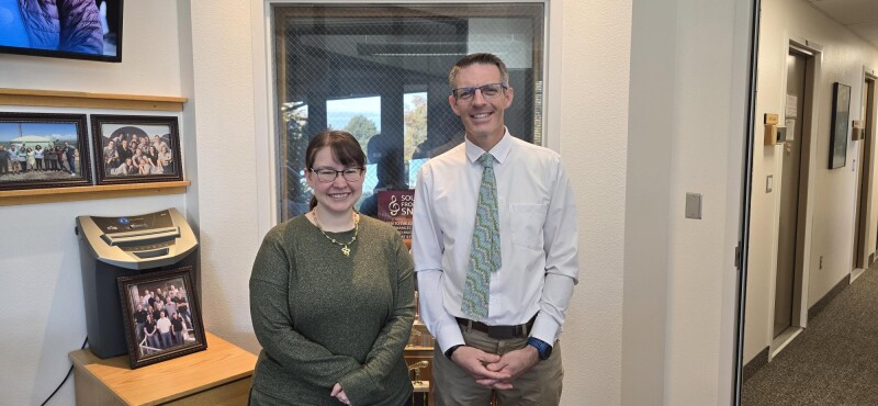 Elizabeth Lowham is an author and BYU-Idaho alumna